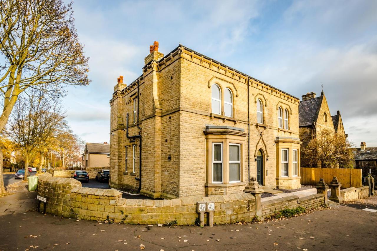 Greenhead Central Huddersfield Esterno foto