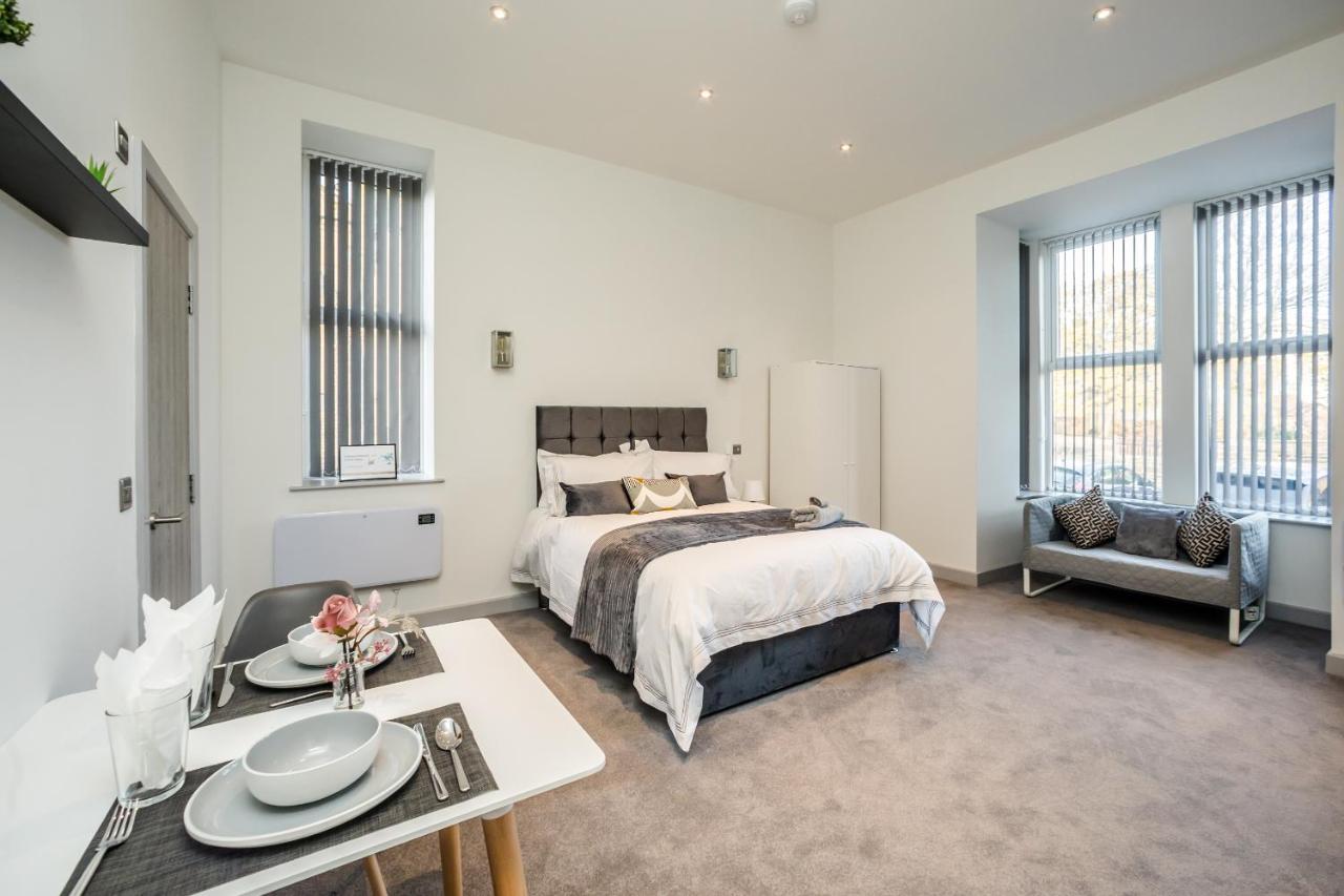 Greenhead Central Huddersfield Esterno foto